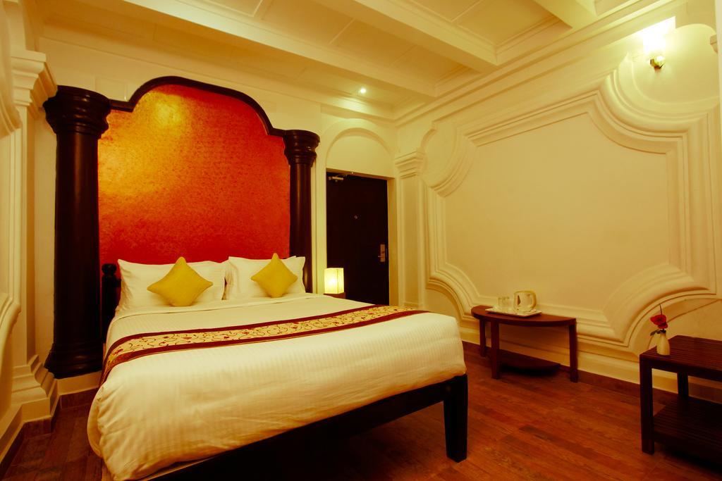 Le Chateau Pondicherry Room photo